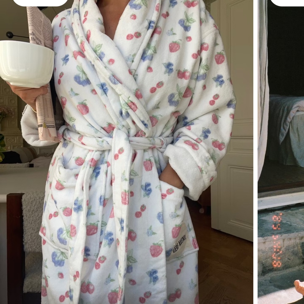 Djerf Avenue Summer Berries Robe